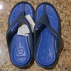 Men's size 10 Crocs
